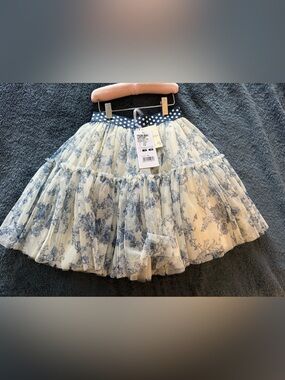 NWT Monnalisa tule skirt white and blue floral pattern size 12T